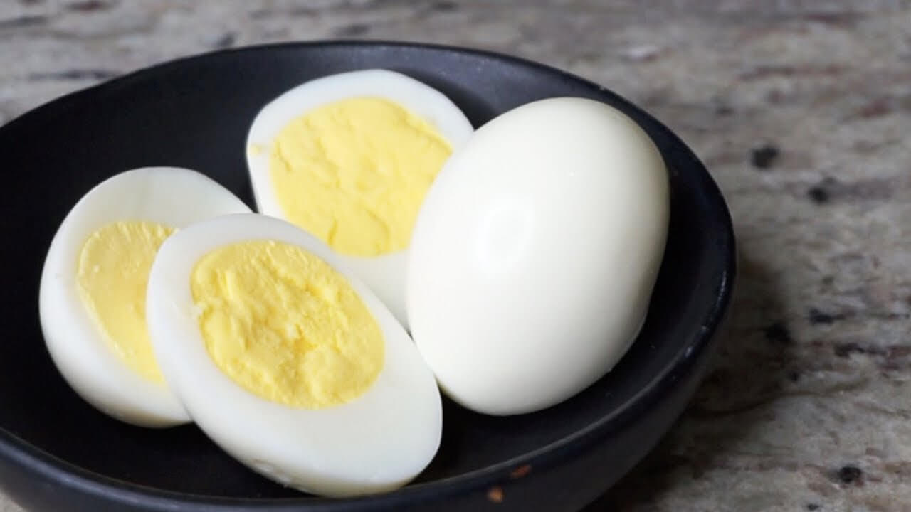huevo duro cocido
